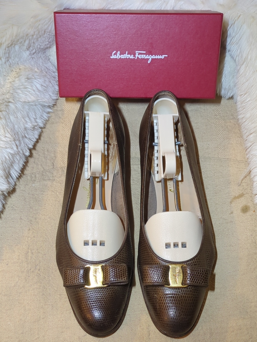 Vintage Salvatore Ferragamo Brown Leather Loafers w/Gold Hardware Size 7.5 $35